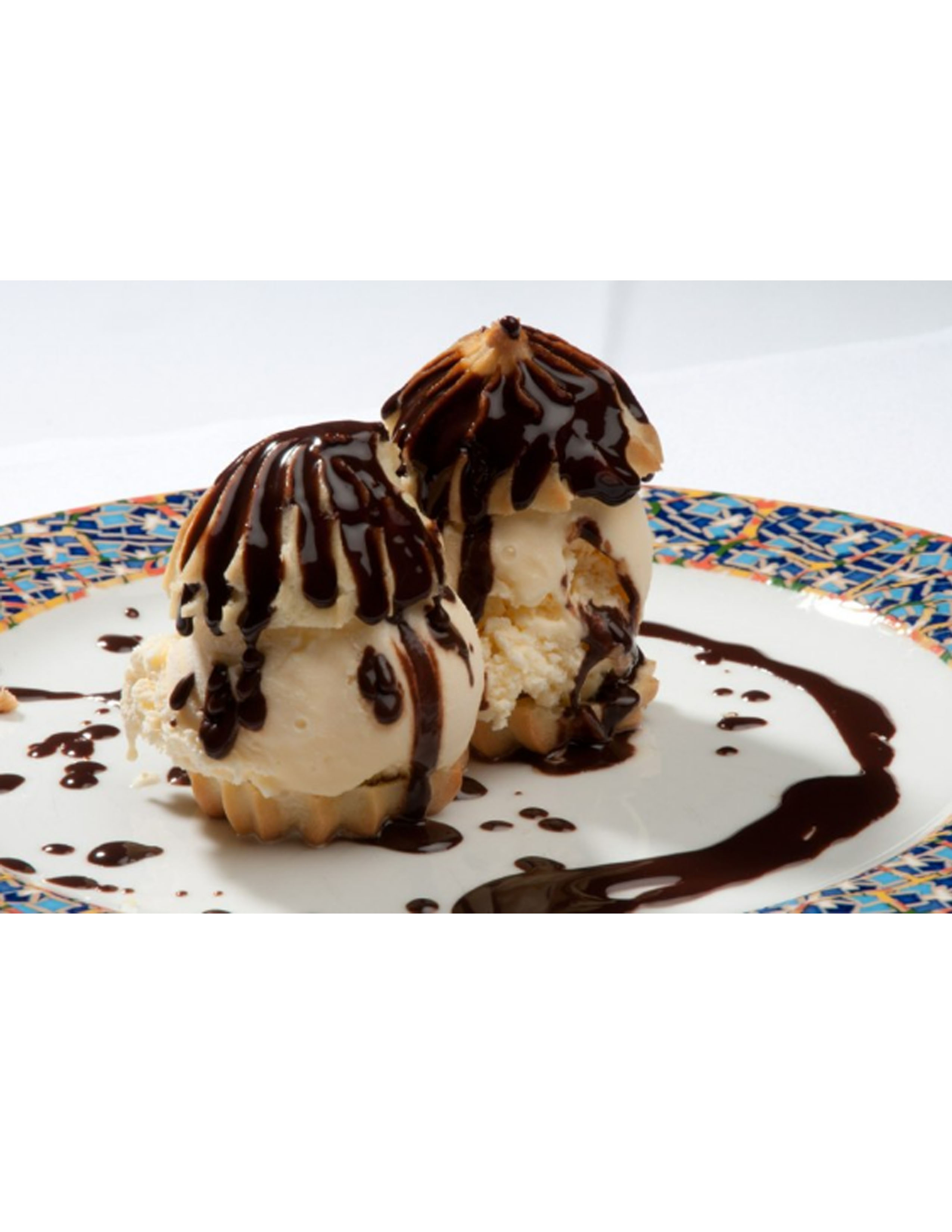 Day 6: A Celebration of Chocolate – Profiteroles from Cafe Prima Pasta