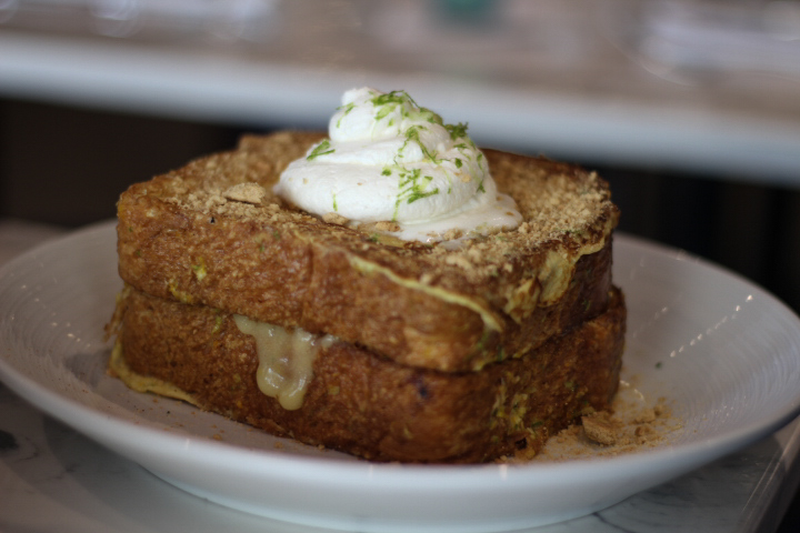 Izzy's Miami Spice French Toast